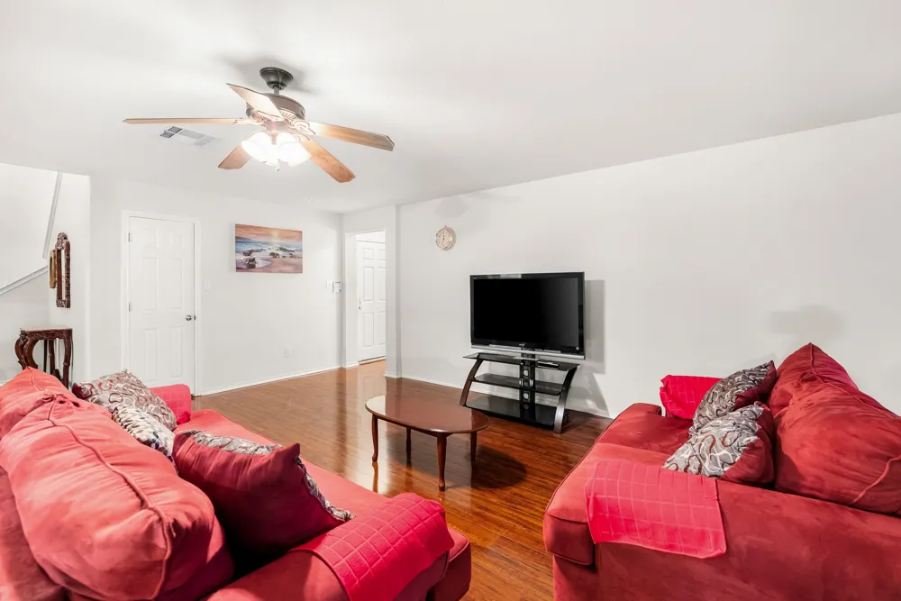 5143 Marsh Lane Buda, TX 78610