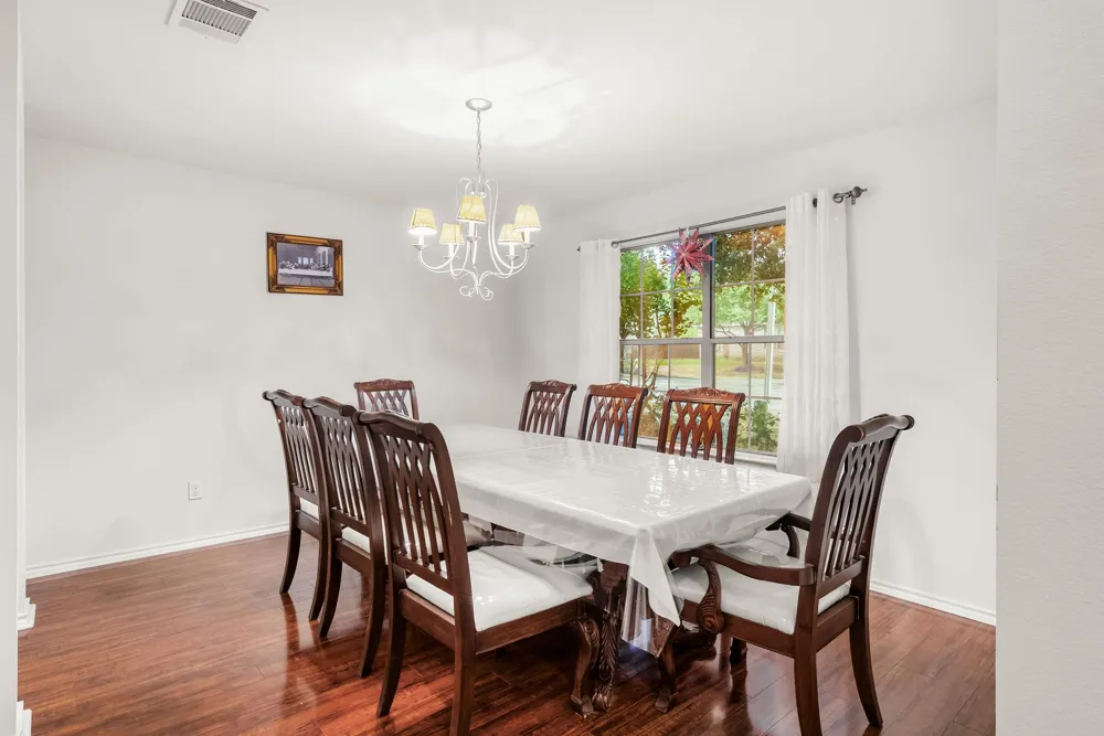 5143 Marsh Lane Buda, TX 78610