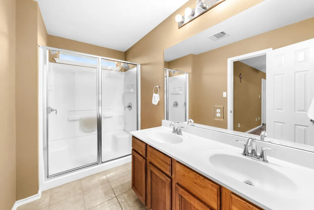 5143 Marsh Lane Buda, TX 78610