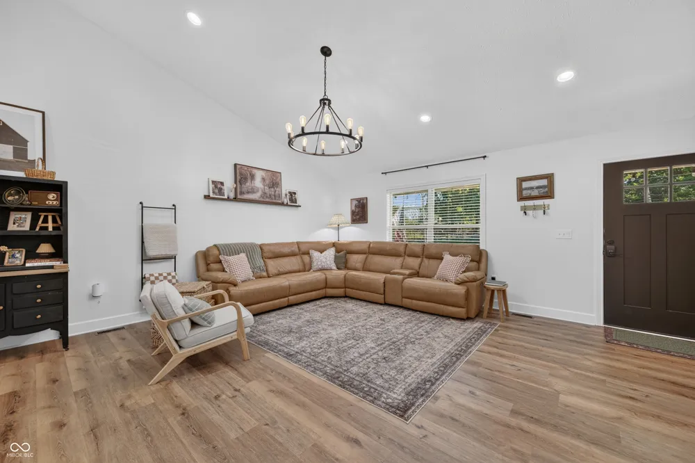 5452 S State Road 135 Morgantown, IN 46160