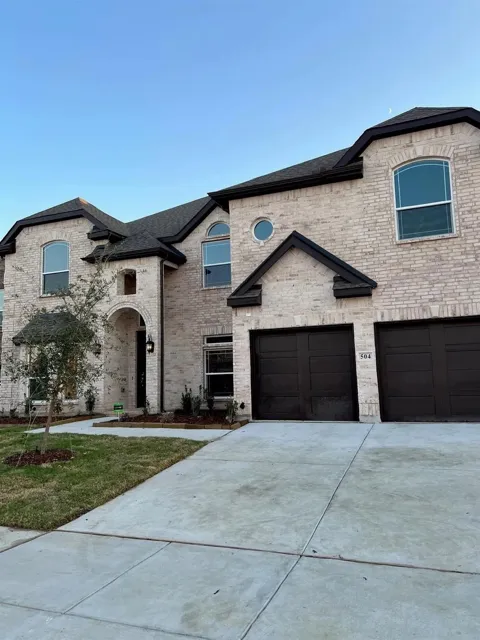 504 Christie Crossing