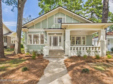 812 Gillespie Street
