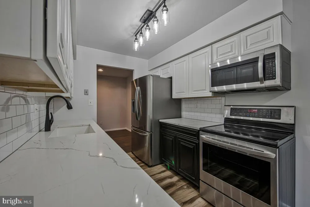 20103 WATERSIDE DRIVE #127 Germantown, MD 20874
