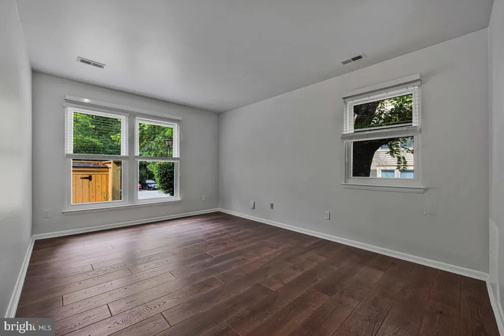 20103 WATERSIDE DRIVE #127 Germantown, MD 20874