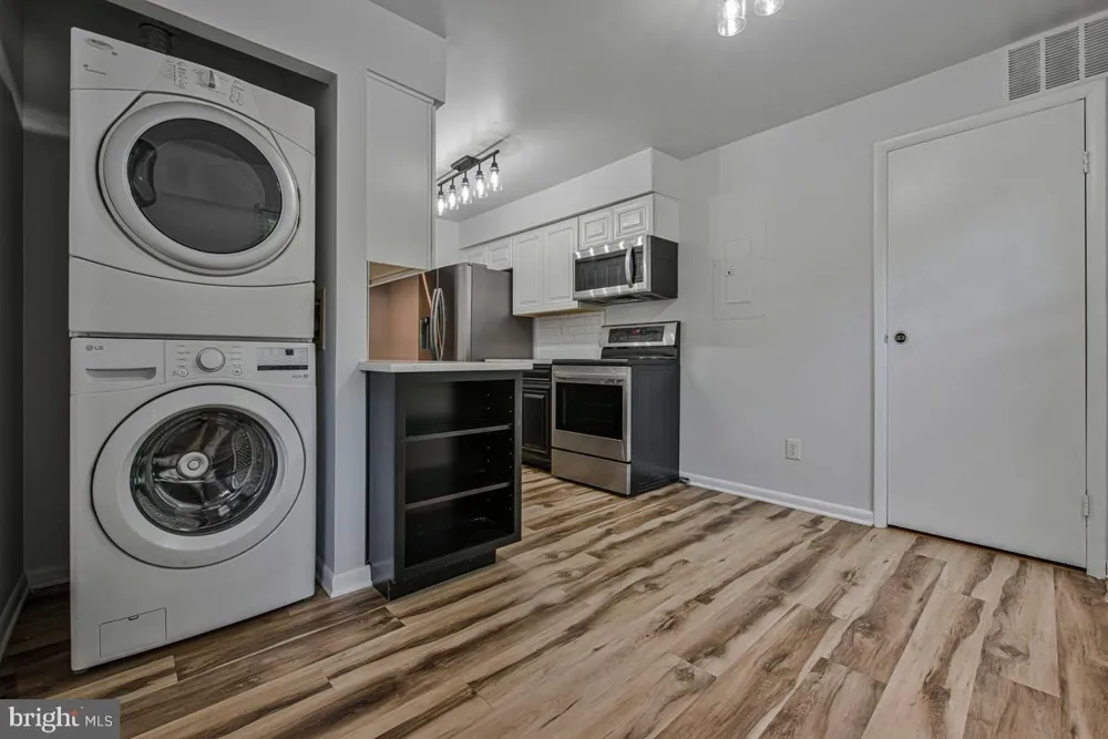 20103 WATERSIDE DRIVE #127 Germantown, MD 20874