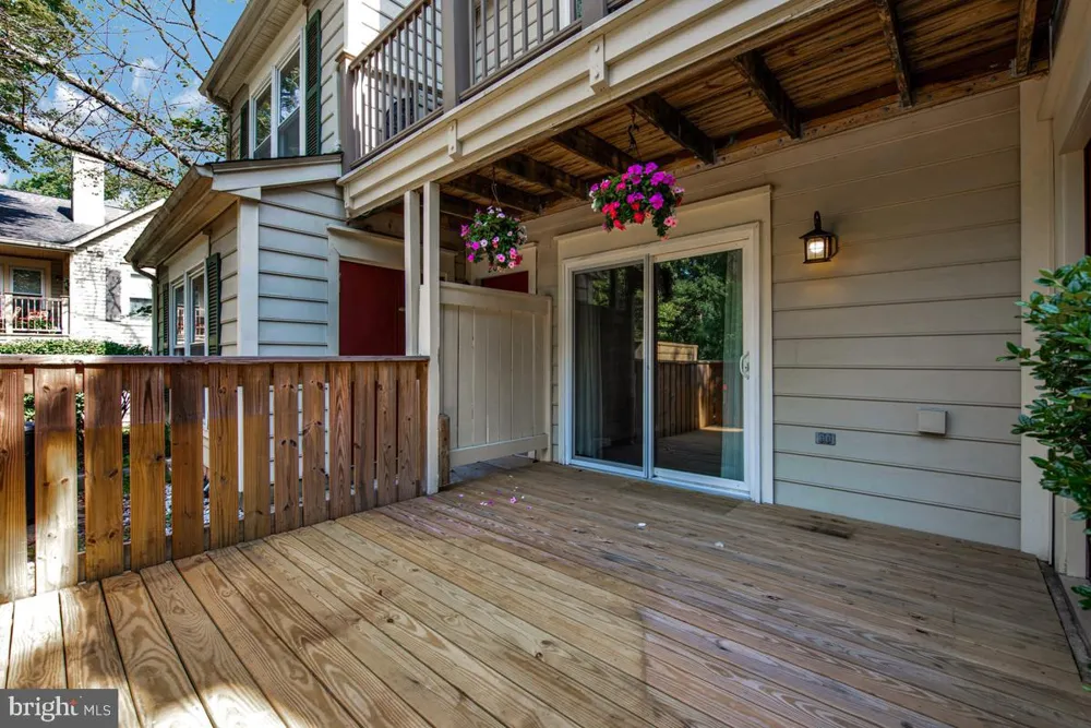 20103 WATERSIDE DRIVE #127 Germantown, MD 20874