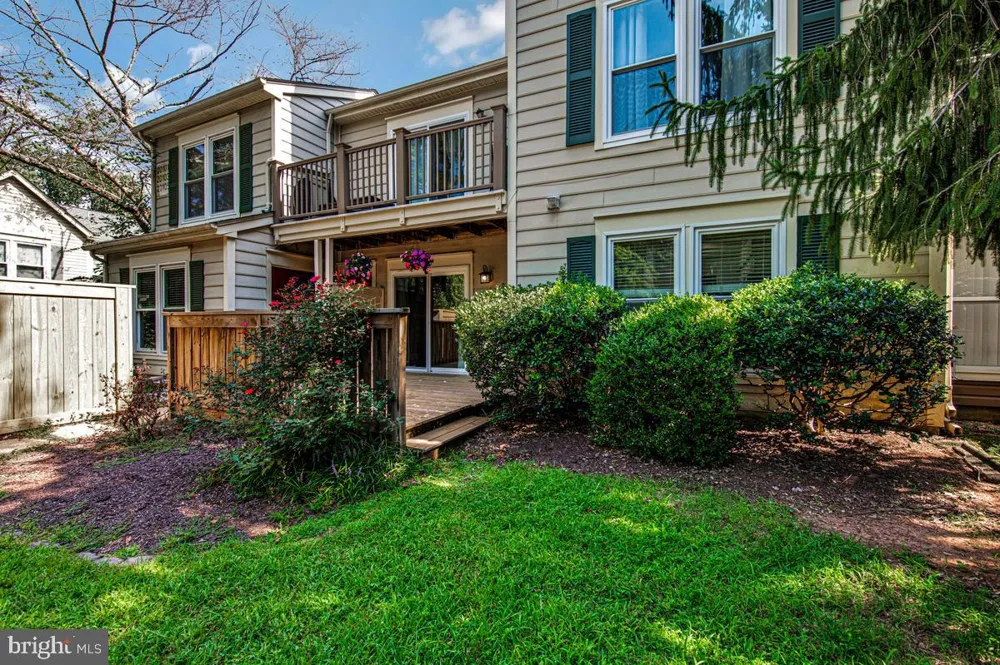 20103 WATERSIDE DRIVE #127 Germantown, MD 20874
