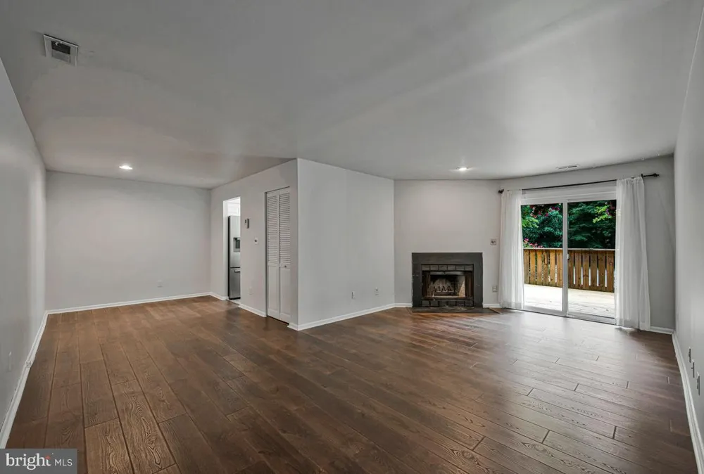 20103 WATERSIDE DRIVE #127 Germantown, MD 20874