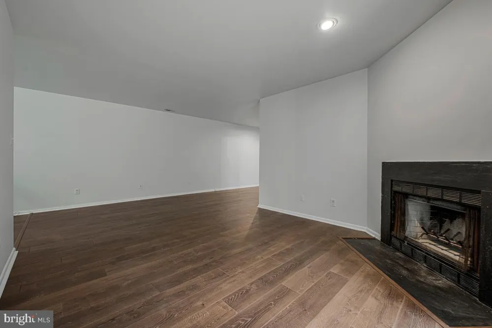 20103 WATERSIDE DRIVE #127 Germantown, MD 20874