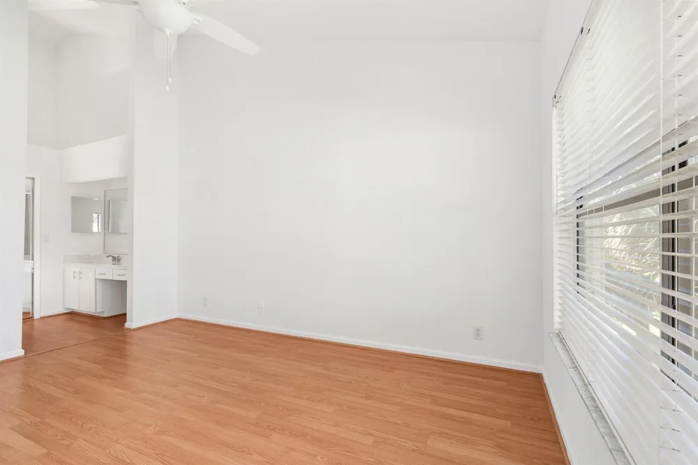 8049 ABERDEEN DRIVE #202 Boynton Beach, FL 33472