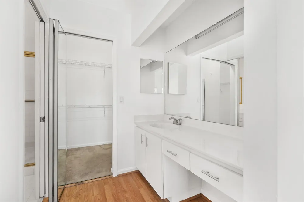 8049 ABERDEEN DRIVE #202 Boynton Beach, FL 33472