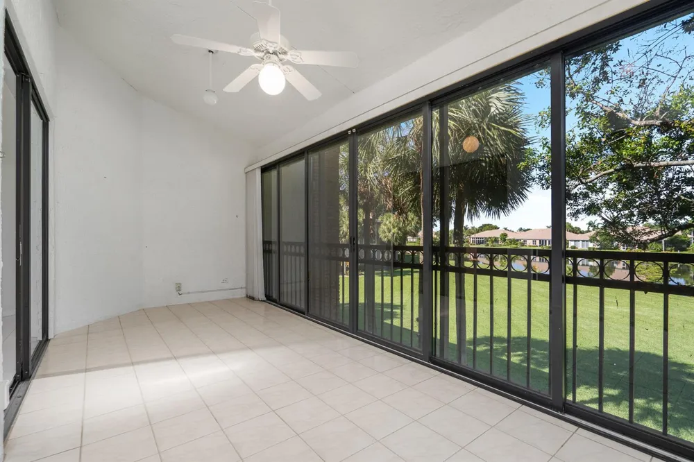 8049 ABERDEEN DRIVE #202 Boynton Beach, FL 33472