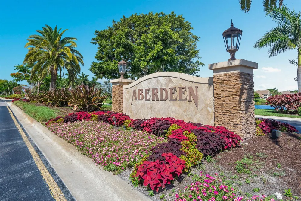 8049 ABERDEEN DRIVE #202 Boynton Beach, FL 33472
