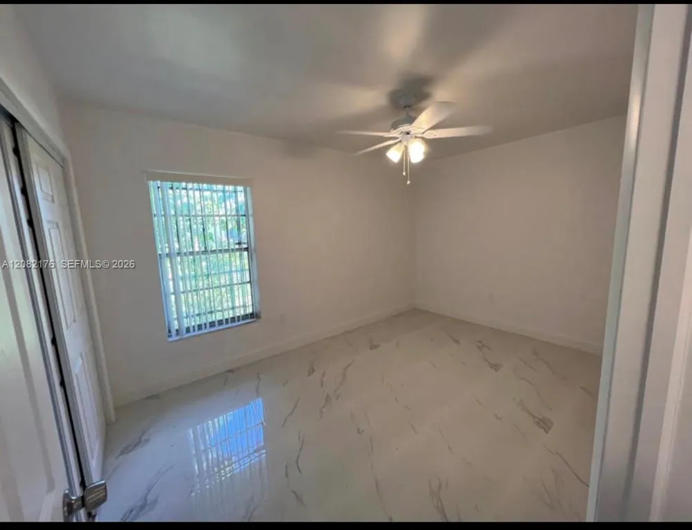 752 NW 4th St #5 Miami, FL 33128