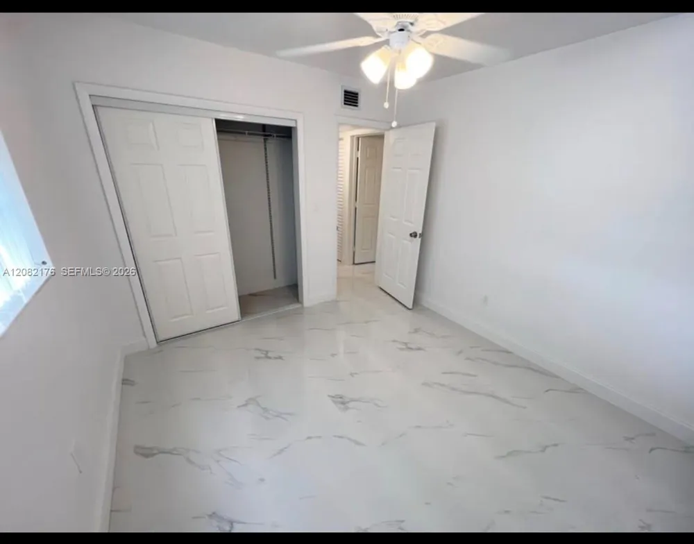 752 NW 4th St #5 Miami, FL 33128