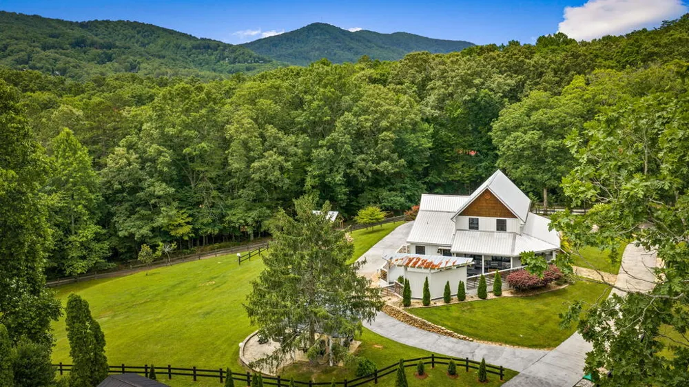 657 Campbell Camp Circle Blue Ridge, GA 30513