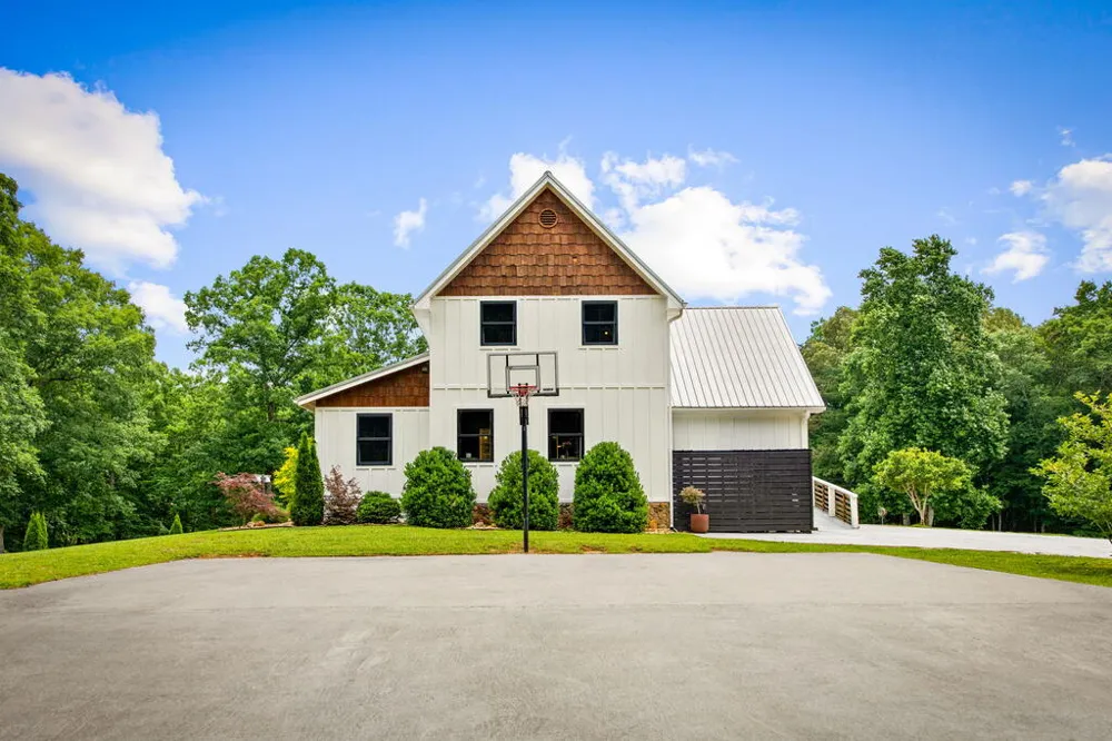 657 Campbell Camp Circle Blue Ridge, GA 30513
