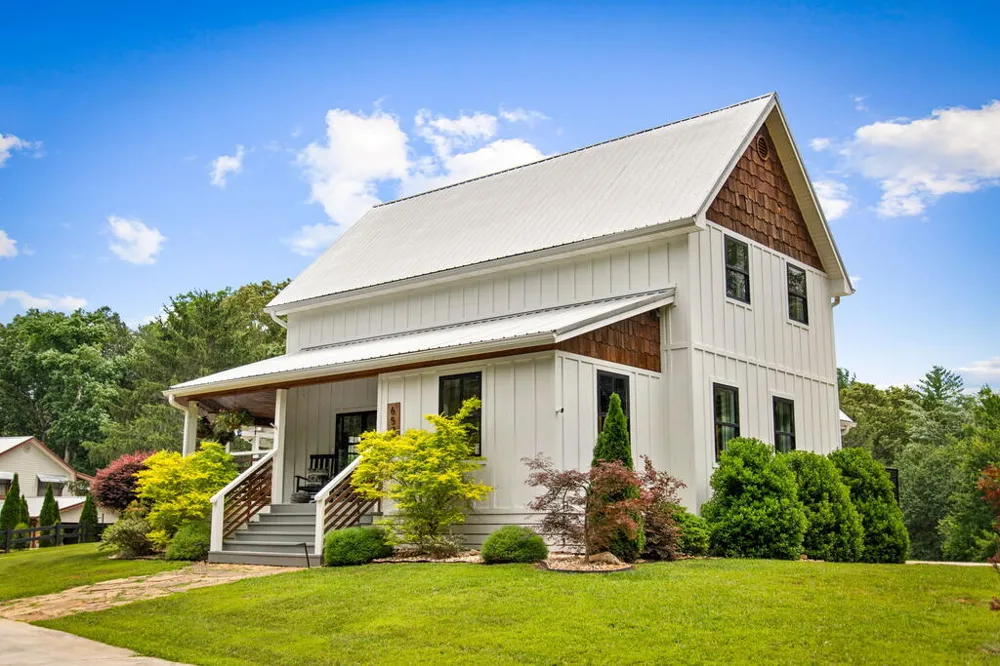 657 Campbell Camp Circle Blue Ridge, GA 30513