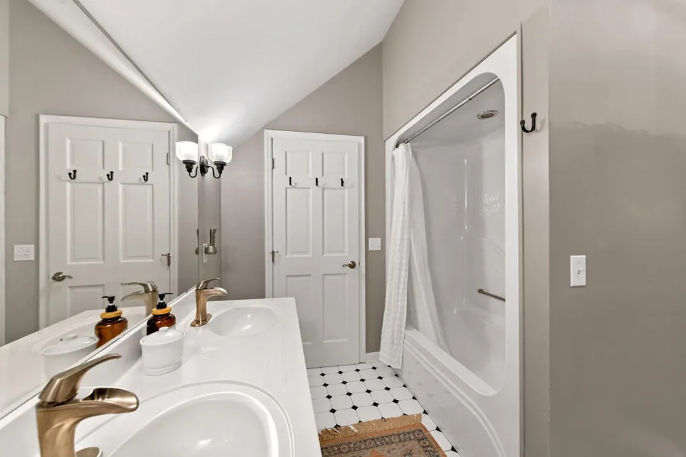 657 Campbell Camp Circle Blue Ridge, GA 30513