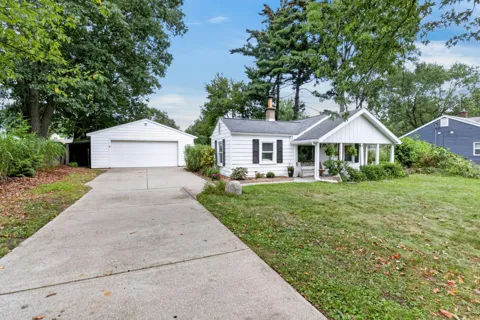 742 Pleasant Avenue