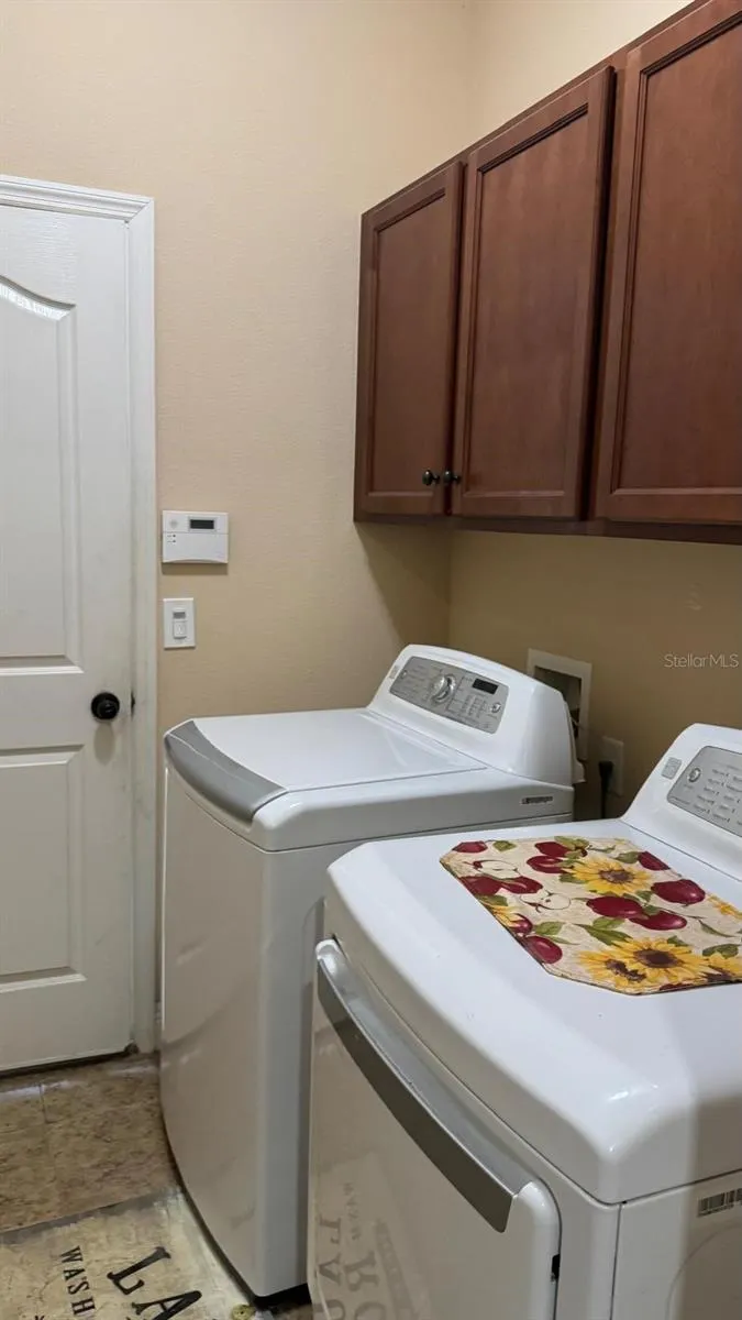 5406 SANDY SHELL DRIVE Apollo Beach, FL 33572