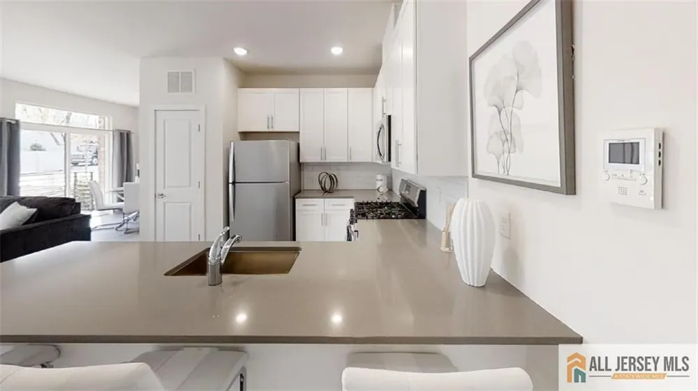 19 Stelton Road Piscataway, NJ 08854