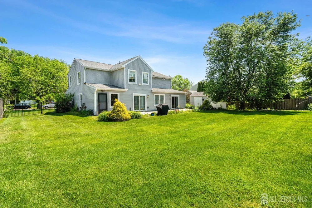 52 Krebs Road Plainsboro, NJ 08536