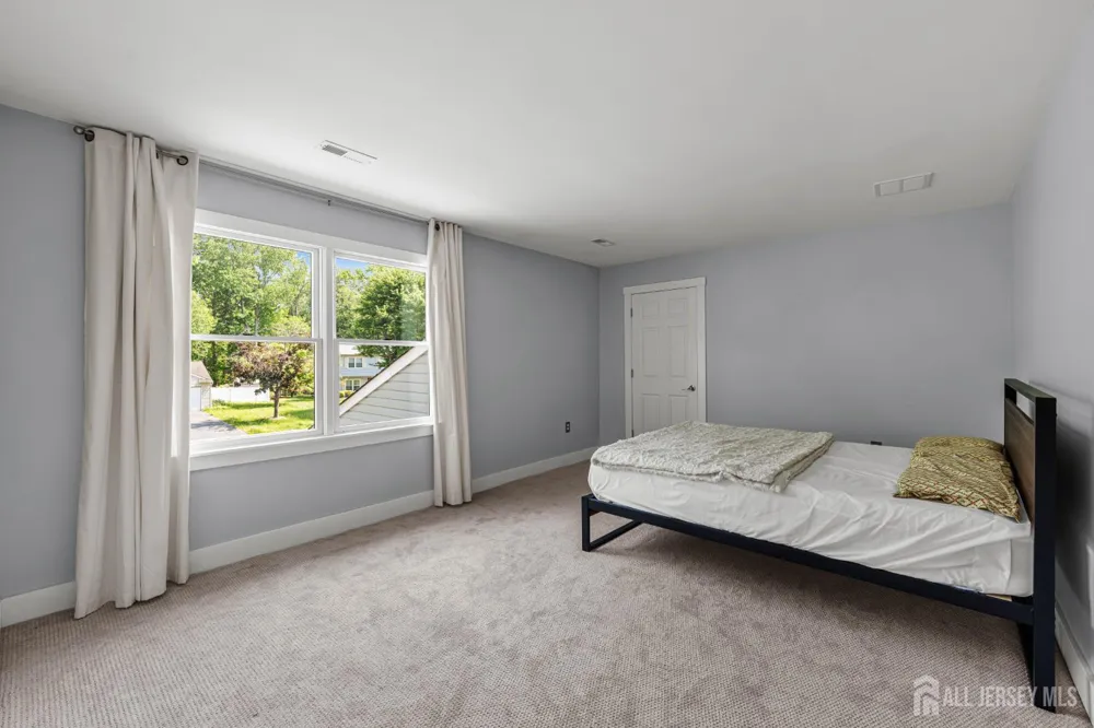 52 Krebs Road Plainsboro, NJ 08536