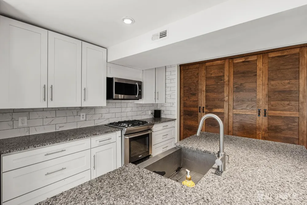 52 Krebs Road Plainsboro, NJ 08536