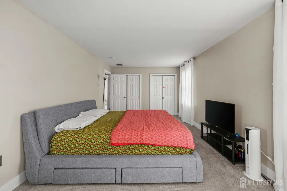 52 Krebs Road Plainsboro, NJ 08536