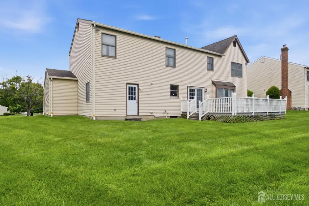 4 Victoria Way South Brunswick, NJ 08824