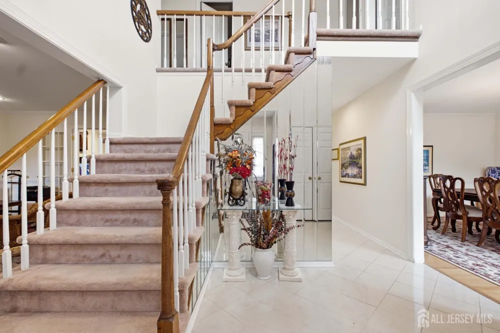 4 Victoria Way South Brunswick, NJ 08824