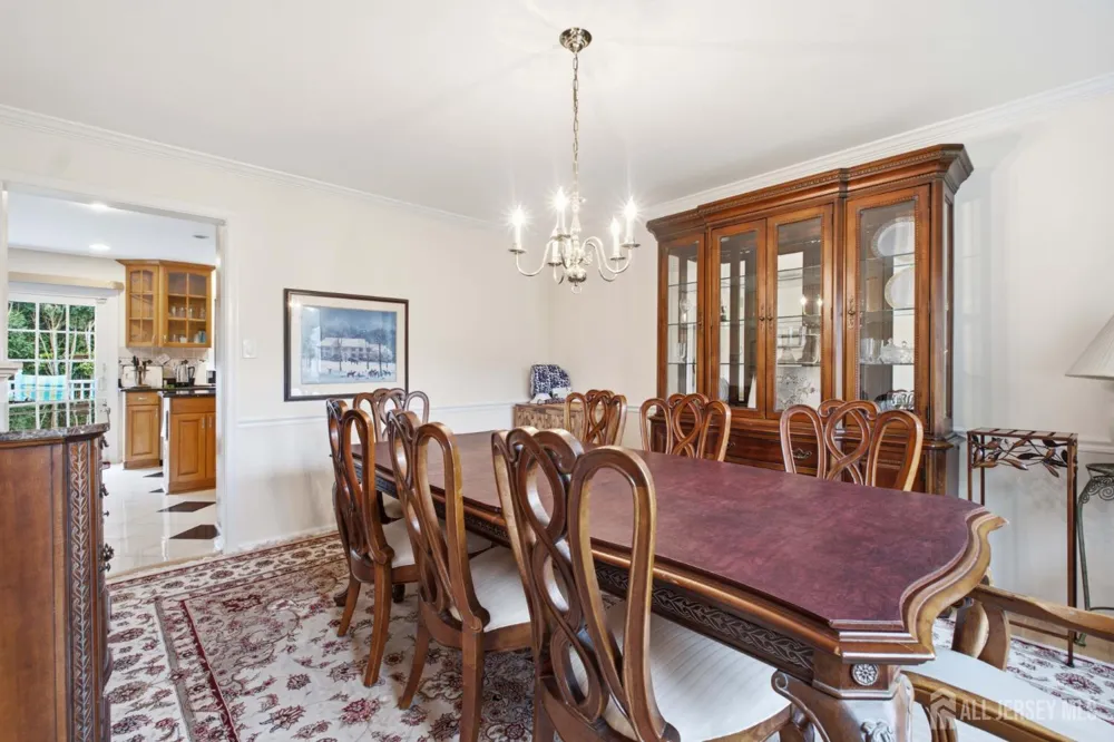 4 Victoria Way South Brunswick, NJ 08824