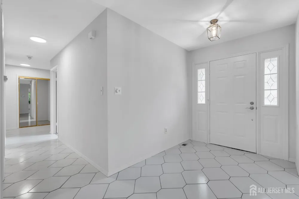 6 Rutherford Hayes Drive Monroe, NJ 08831