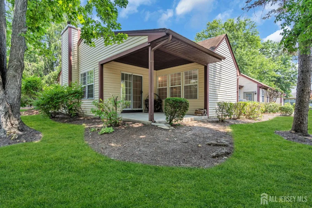 6 Rutherford Hayes Drive Monroe, NJ 08831