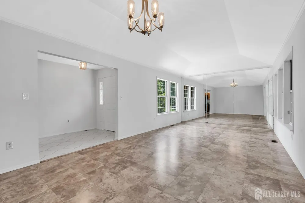 6 Rutherford Hayes Drive Monroe, NJ 08831