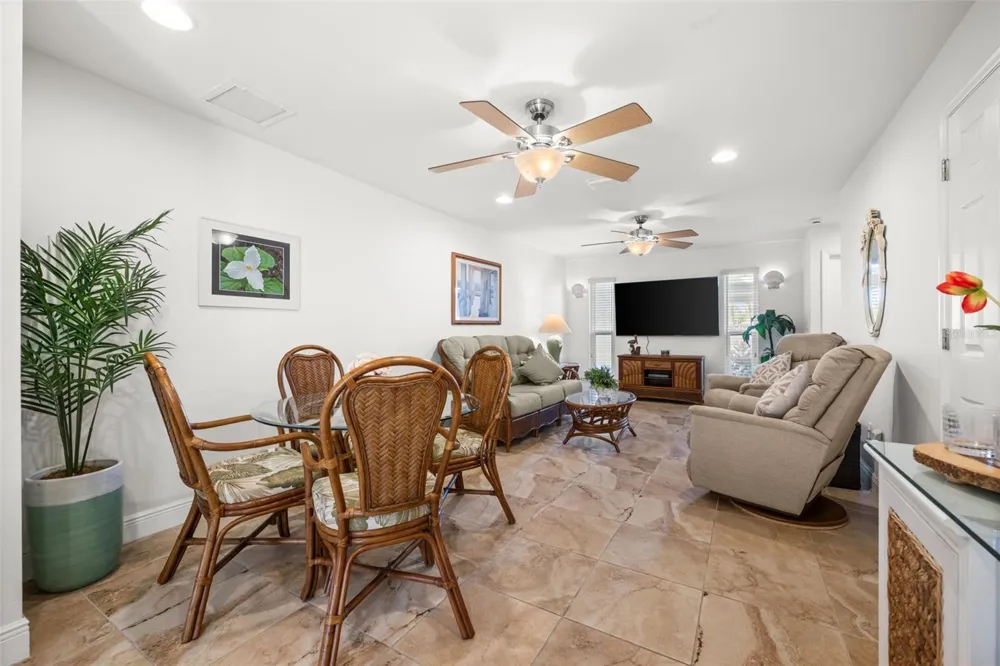 4803 SW SANTA BARBARA COURT #8 Cape Coral, FL 33914