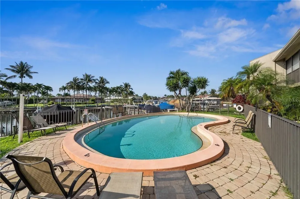 4803 SW SANTA BARBARA COURT #8 Cape Coral, FL 33914