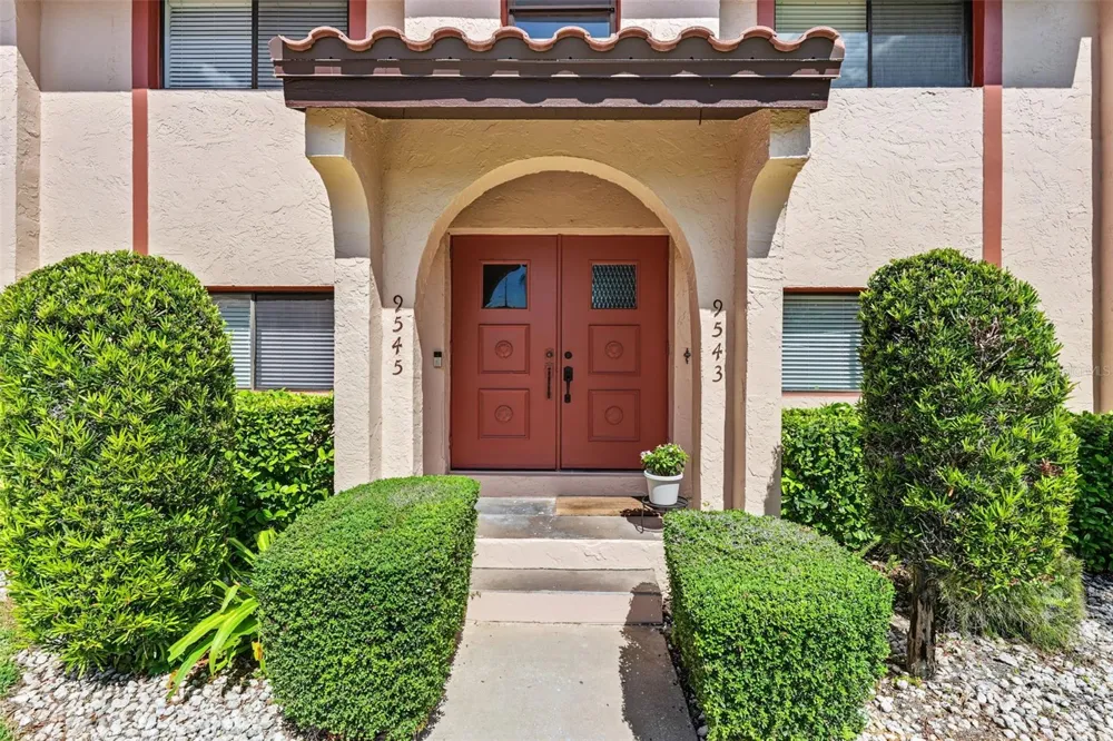 9543 86TH AVENUE #9543 Seminole, FL 33777