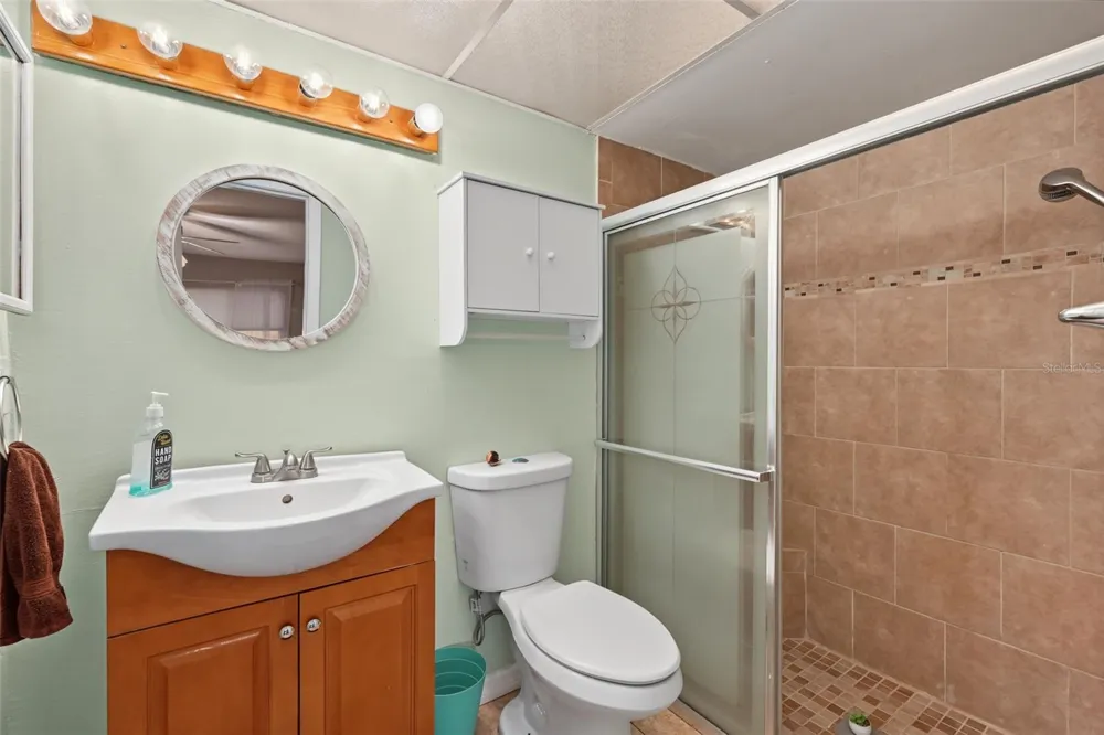9543 86TH AVENUE #9543 Seminole, FL 33777