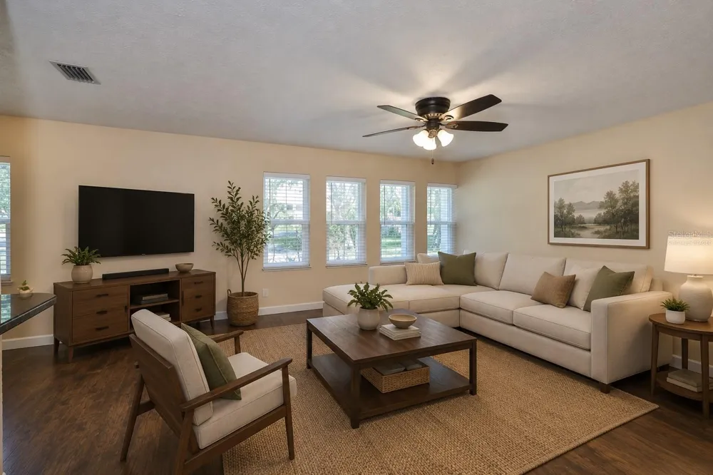 105 KINGSWAY ROAD Seffner, FL 33584