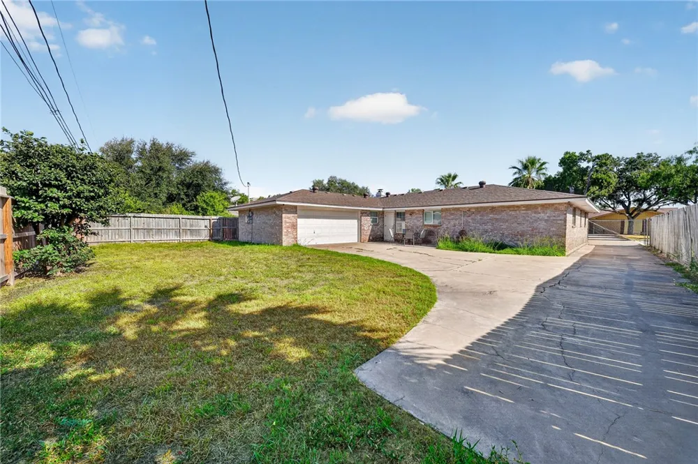 4637 Stonegate Way Corpus Christi, TX 78411