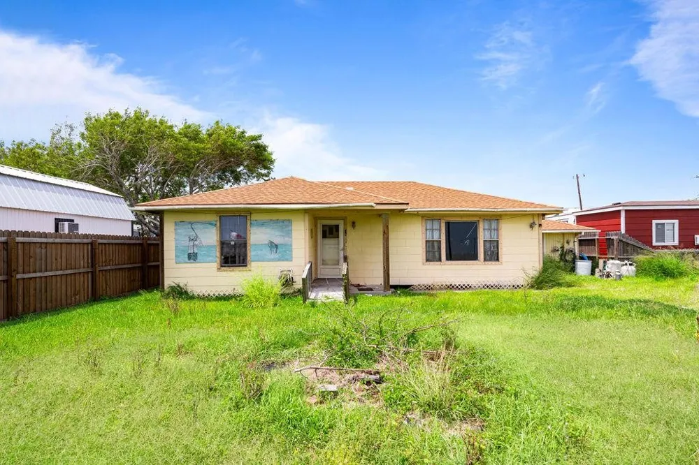 16 Copano Ridge Rockport, TX 78382