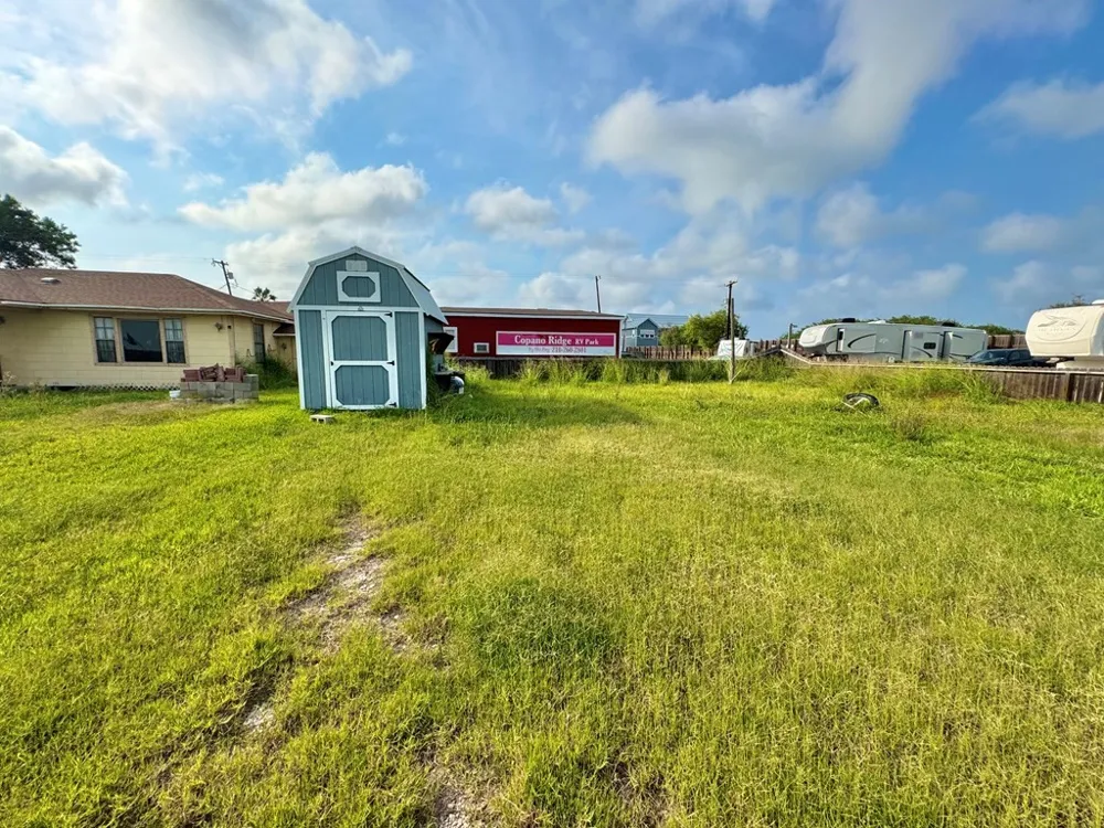 16 Copano Ridge Rockport, TX 78382