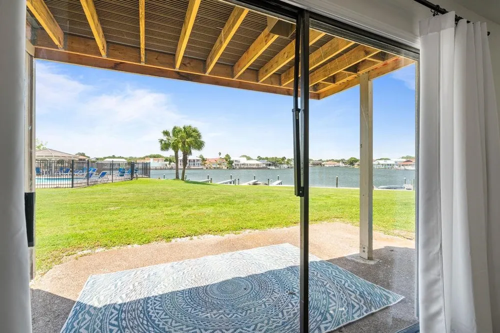 2506 Bayhouse Drive #2506 Rockport, TX 78382