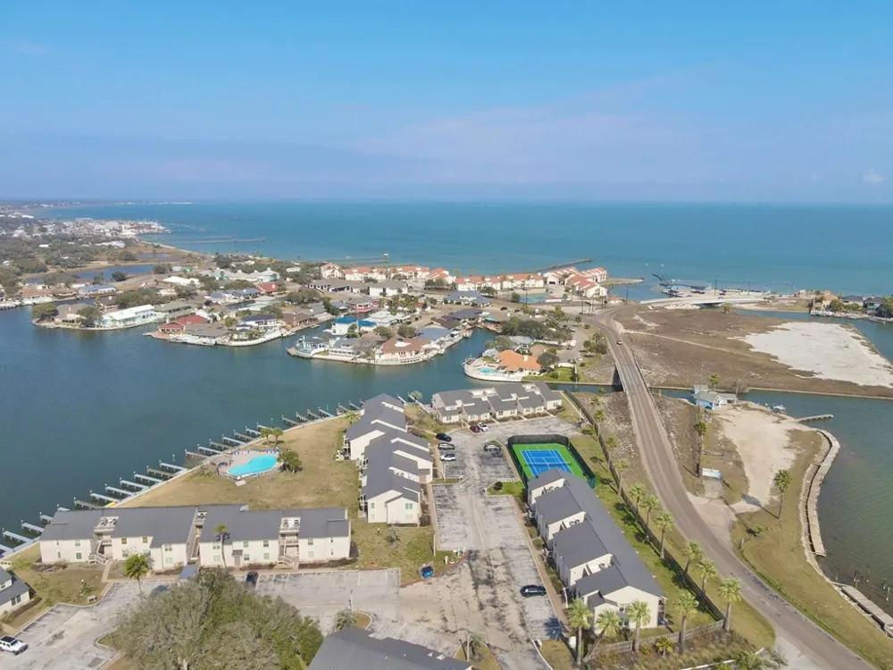2506 Bayhouse Drive #2506 Rockport, TX 78382