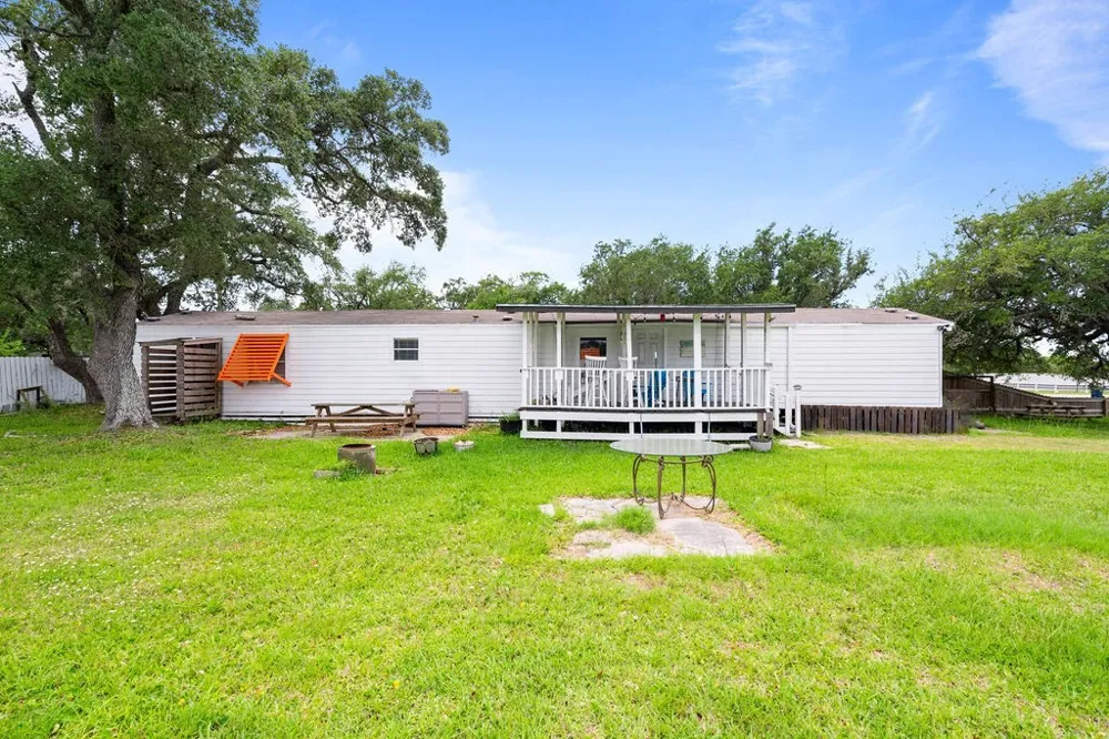 4134 Fm 1781 Rockport, TX 78382