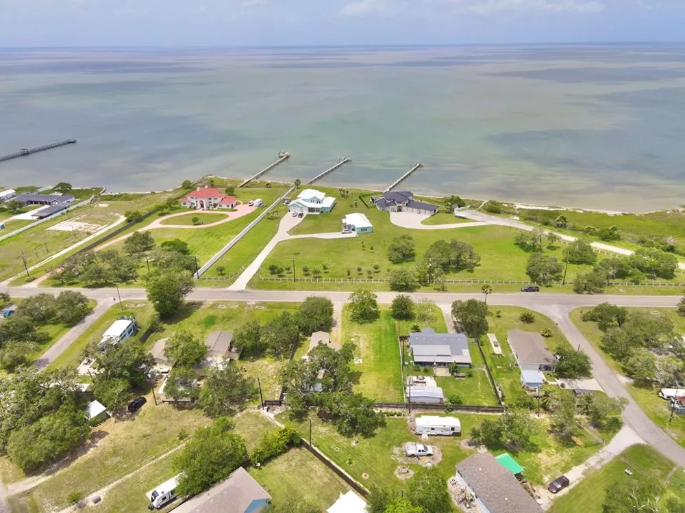 4134 Fm 1781 Rockport, TX 78382