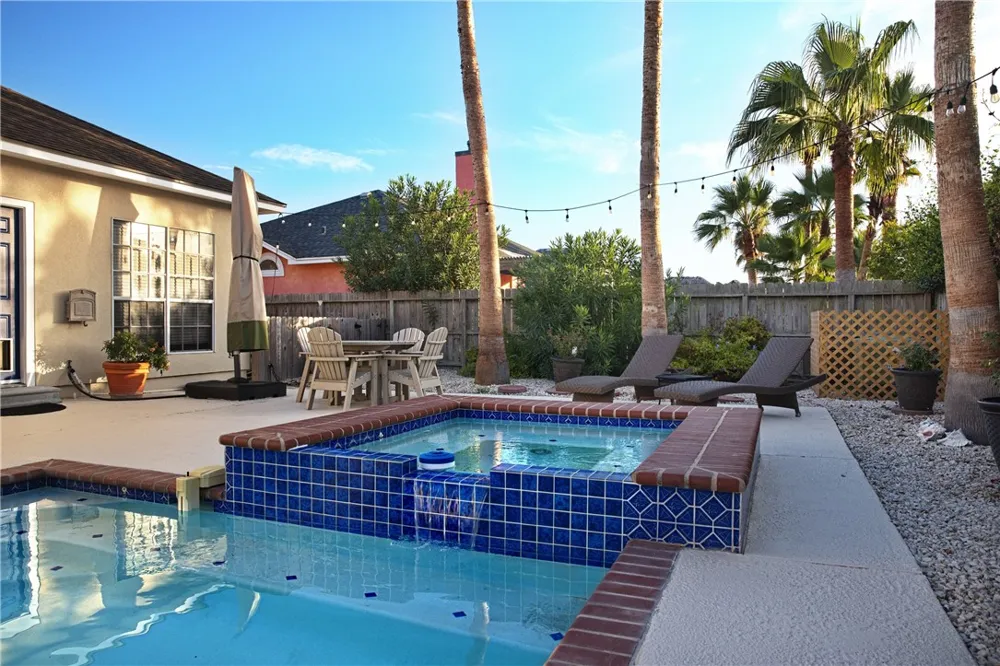15842 Grenadine Drive Corpus Christi, TX 78418