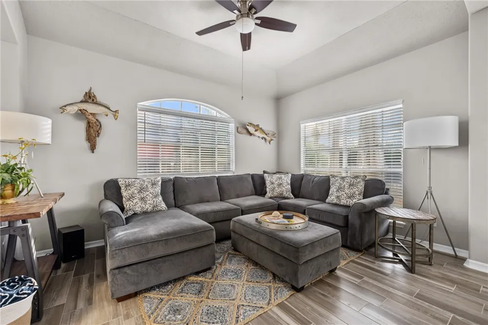 15842 Grenadine Drive Corpus Christi, TX 78418
